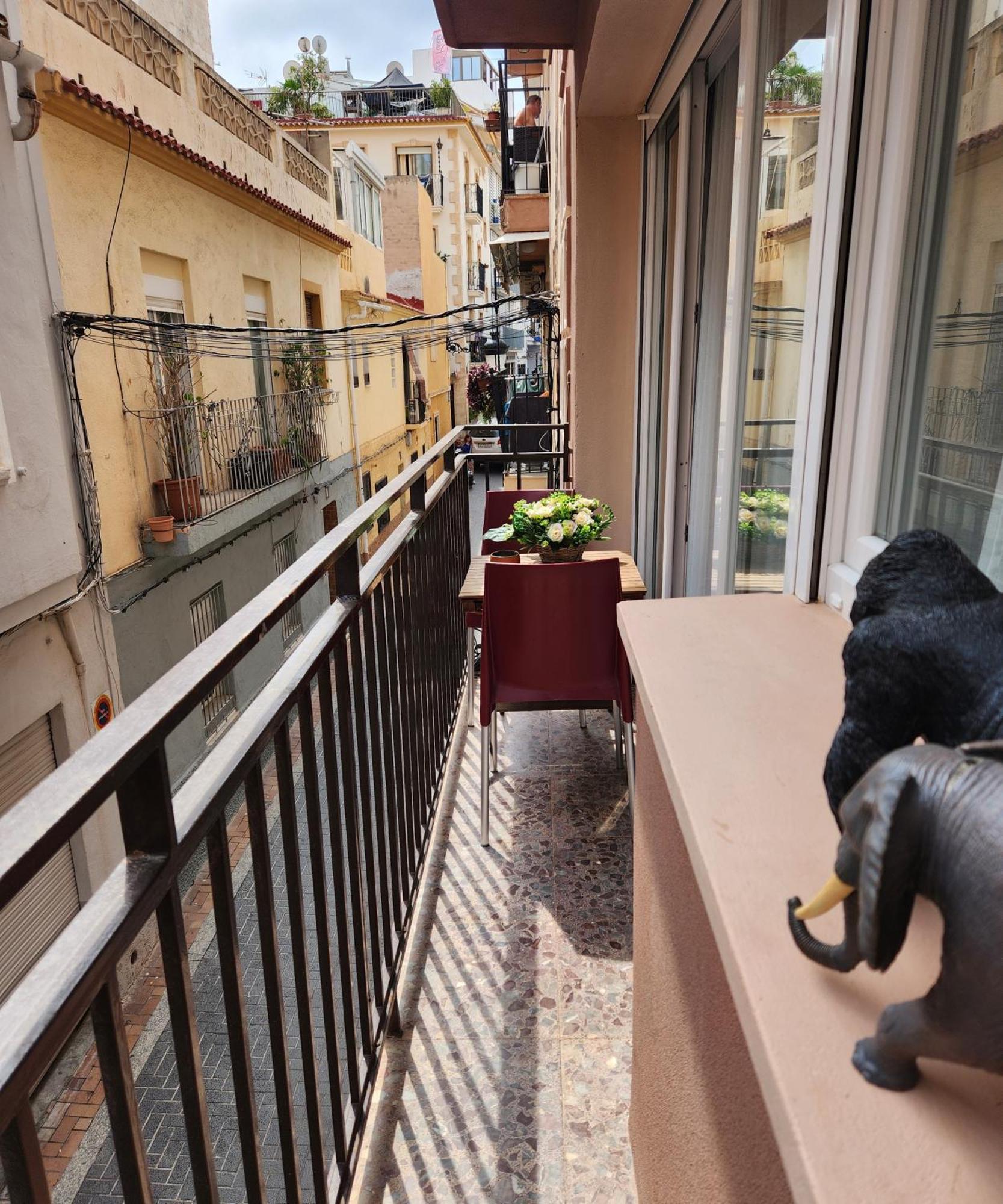 Apartamentos Belladorm Бенидорм Экстерьер фото